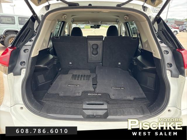used 2020 Nissan Rogue car, priced at $17,290