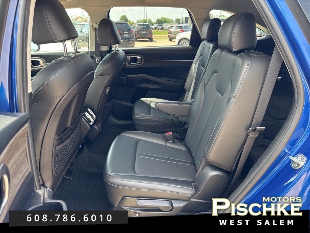 used 2021 Kia Sorento car, priced at $21,579