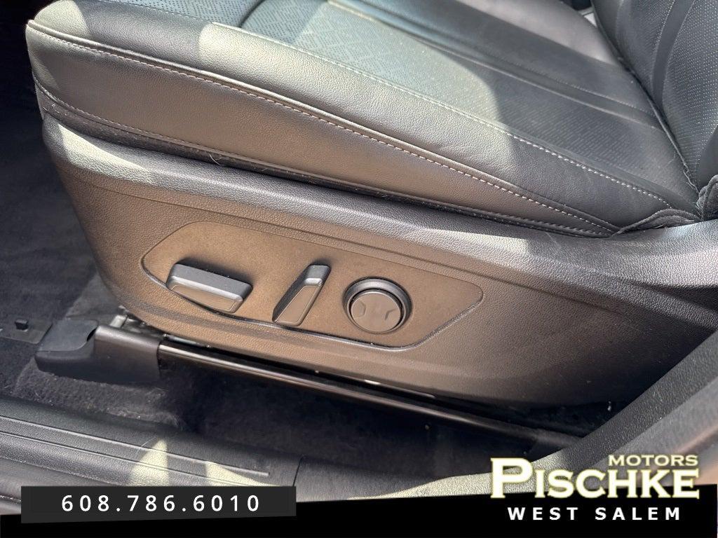 used 2021 Kia Sorento car, priced at $21,579