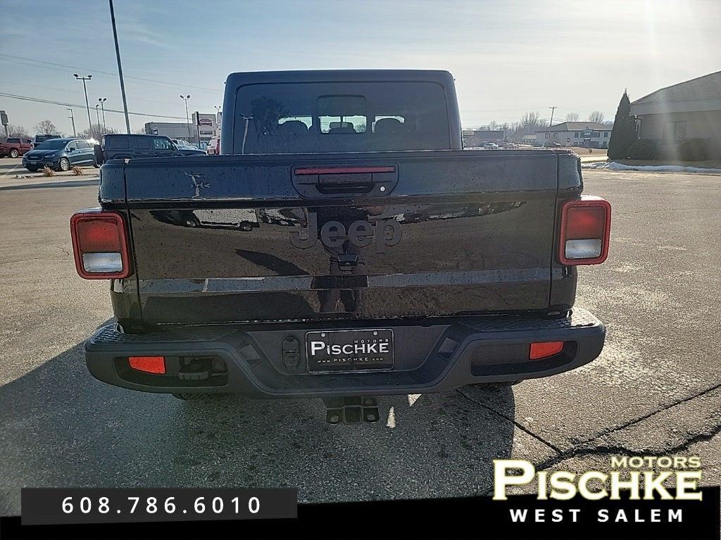 new 2025 Jeep Gladiator car, priced at $42,990