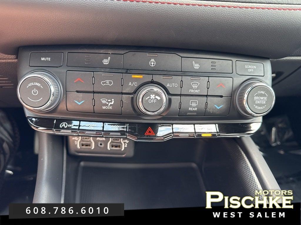 used 2025 Dodge Durango car, priced at $39,990