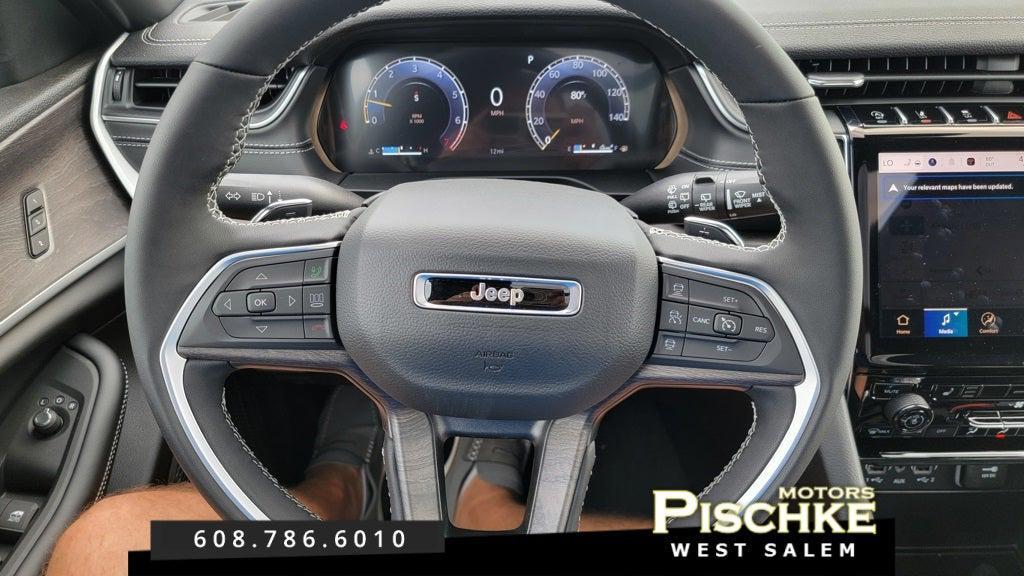 new 2025 Jeep Grand Cherokee car, priced at $50,403