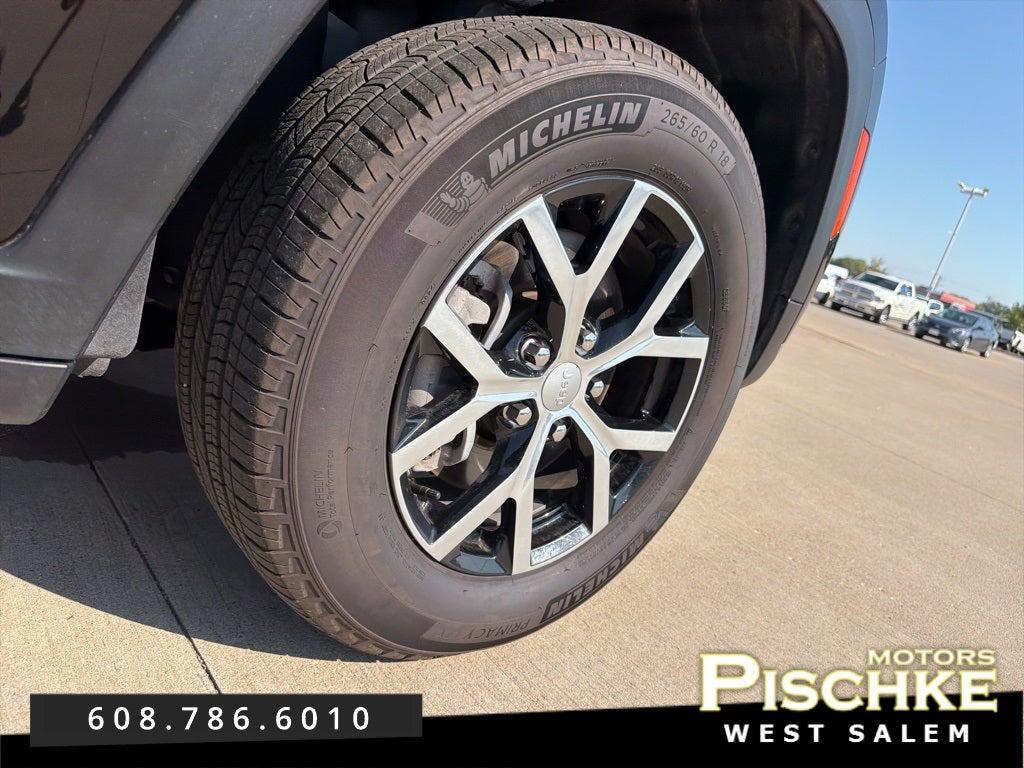 used 2024 Jeep Grand Cherokee L car, priced at $37,997