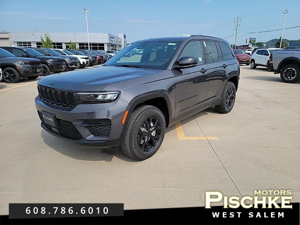 new 2025 Jeep Grand Cherokee car, priced at $44,528