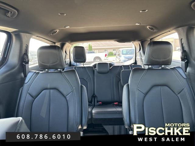 new 2025 Chrysler Pacifica car, priced at $44,791