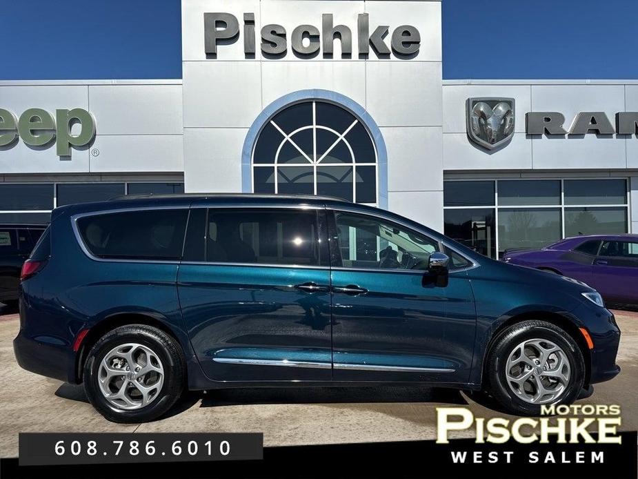 used 2023 Chrysler Pacifica car, priced at $45,598