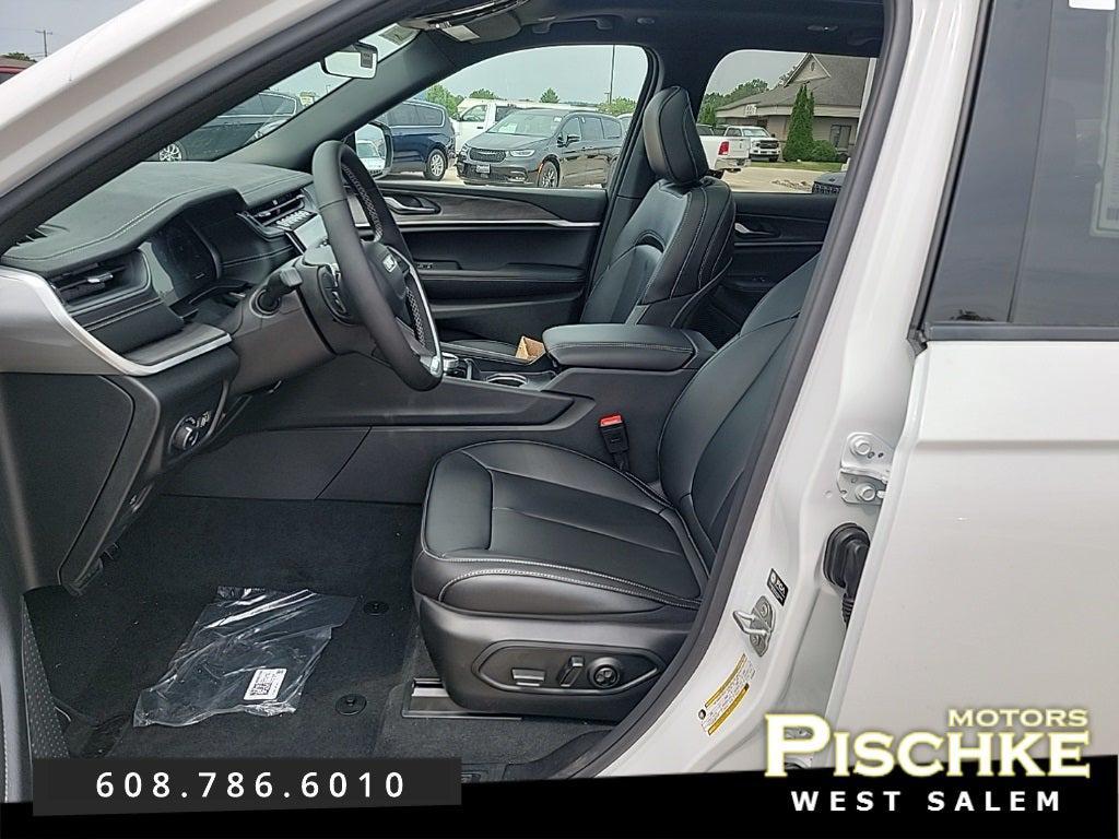 new 2025 Jeep Grand Cherokee car, priced at $49,867