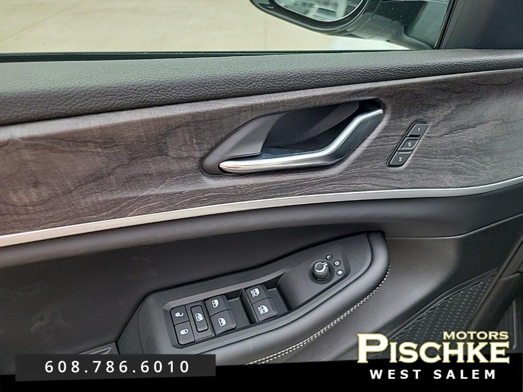 new 2025 Jeep Grand Cherokee car, priced at $49,867