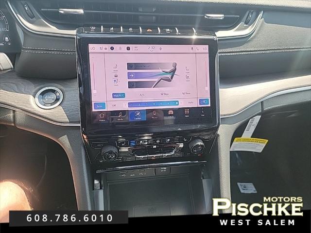 new 2025 Jeep Grand Cherokee car, priced at $50,171