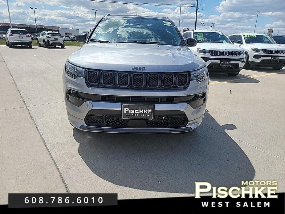 new 2024 Jeep Compass car, priced at $37,990