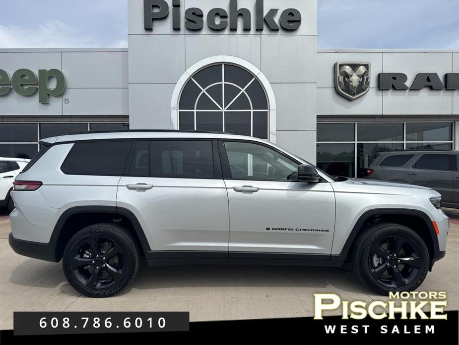 used 2023 Jeep Grand Cherokee L car, priced at $41,597