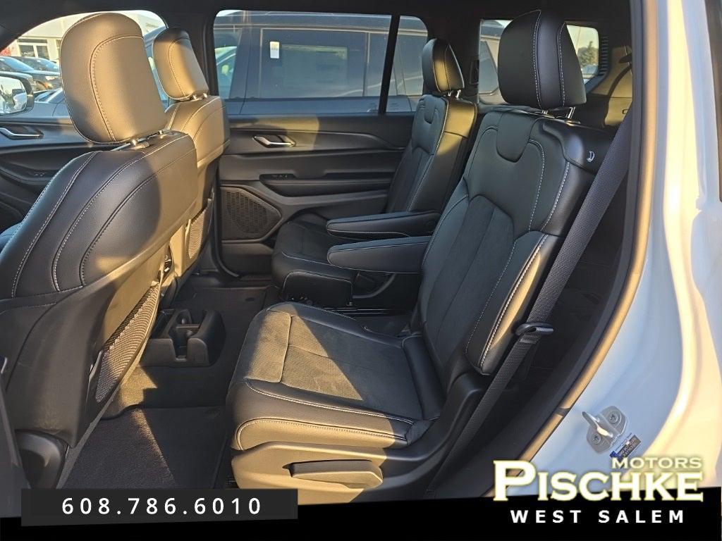 new 2025 Jeep Grand Cherokee L car, priced at $42,997