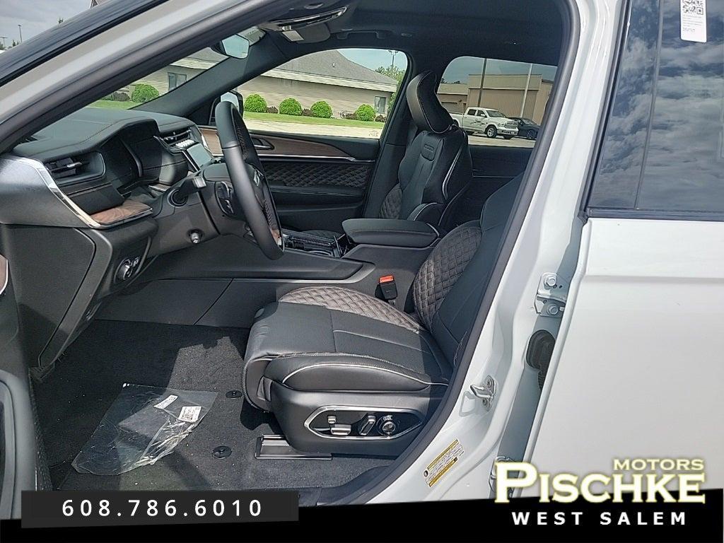 new 2025 Jeep Grand Cherokee L car, priced at $59,499