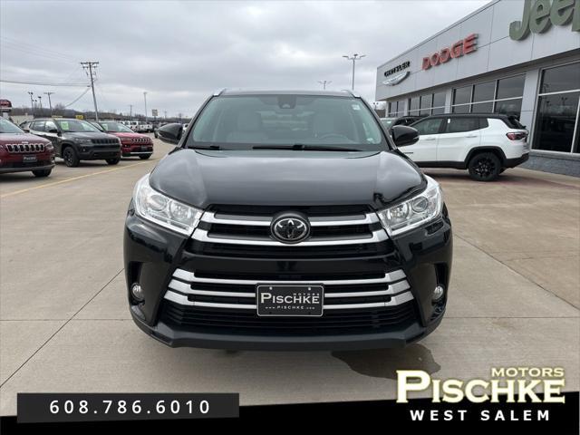 used 2018 Toyota Highlander car, priced at $28,799