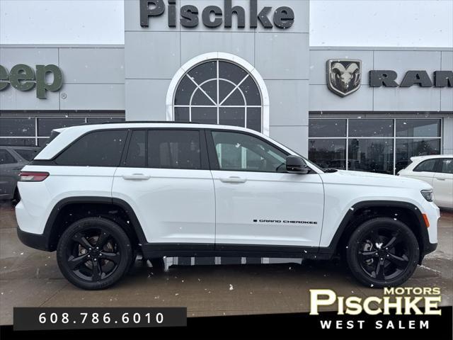 used 2024 Jeep Grand Cherokee car, priced at $39,567