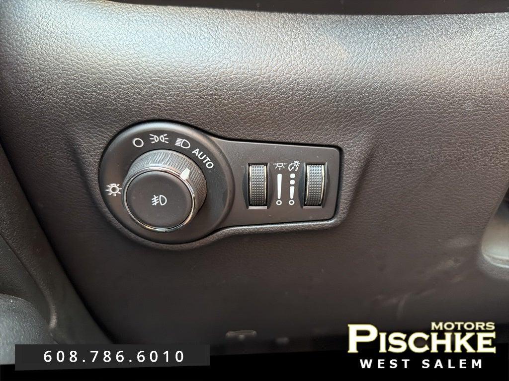 used 2024 Jeep Compass car, priced at $27,990