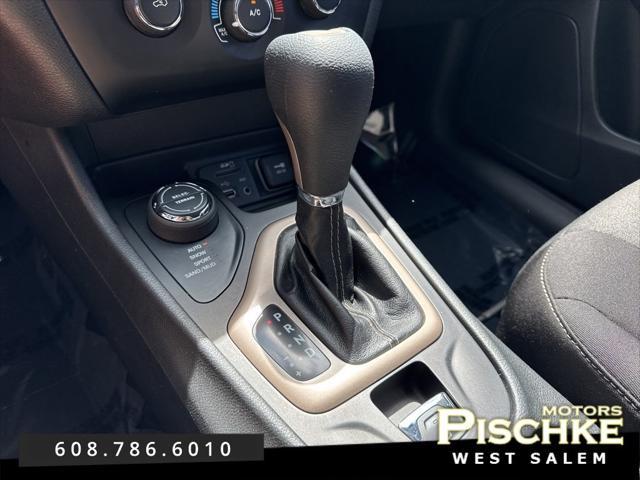 used 2014 Jeep Cherokee car, priced at $11,499