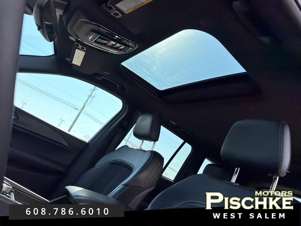 used 2024 Jeep Grand Cherokee car, priced at $36,997