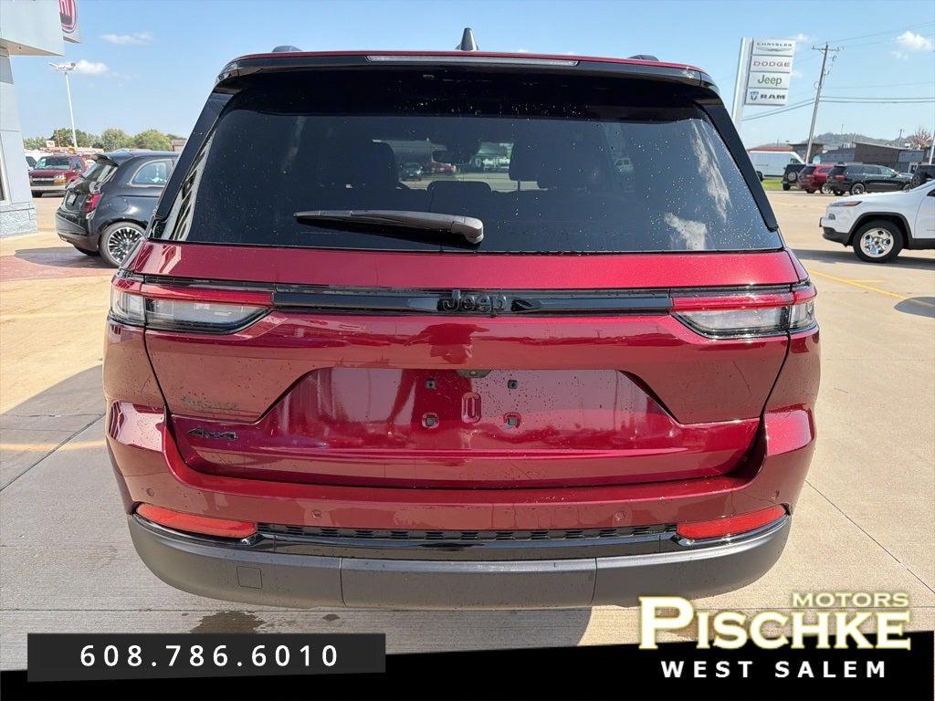 used 2024 Jeep Grand Cherokee car, priced at $36,997