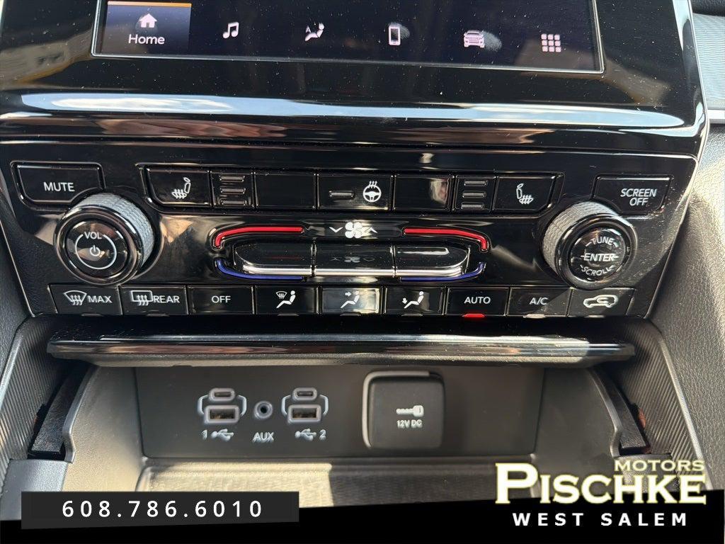 used 2024 Jeep Grand Cherokee car, priced at $36,997