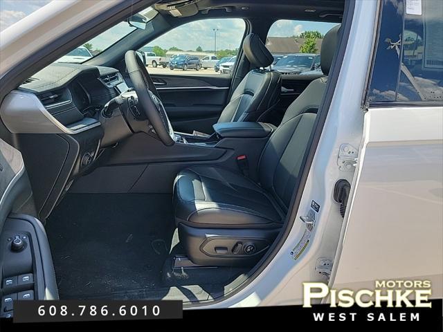 new 2025 Jeep Grand Cherokee car, priced at $45,845