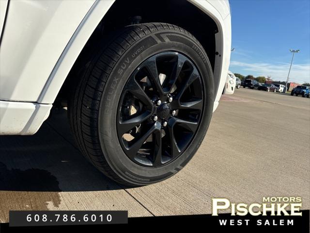 used 2021 Jeep Grand Cherokee car, priced at $24,990