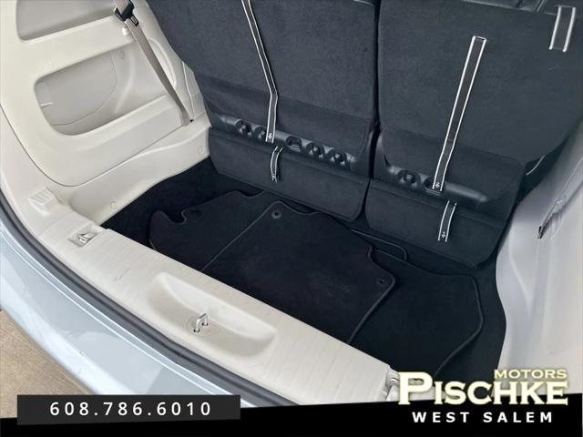 used 2023 Chrysler Pacifica car, priced at $39,798