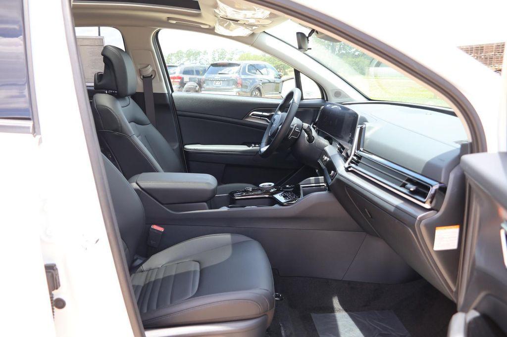 new 2025 Kia Sportage Hybrid car, priced at $39,755