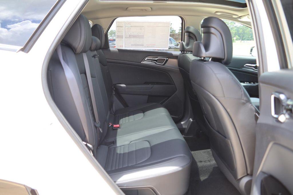 new 2025 Kia Sportage Hybrid car, priced at $39,755