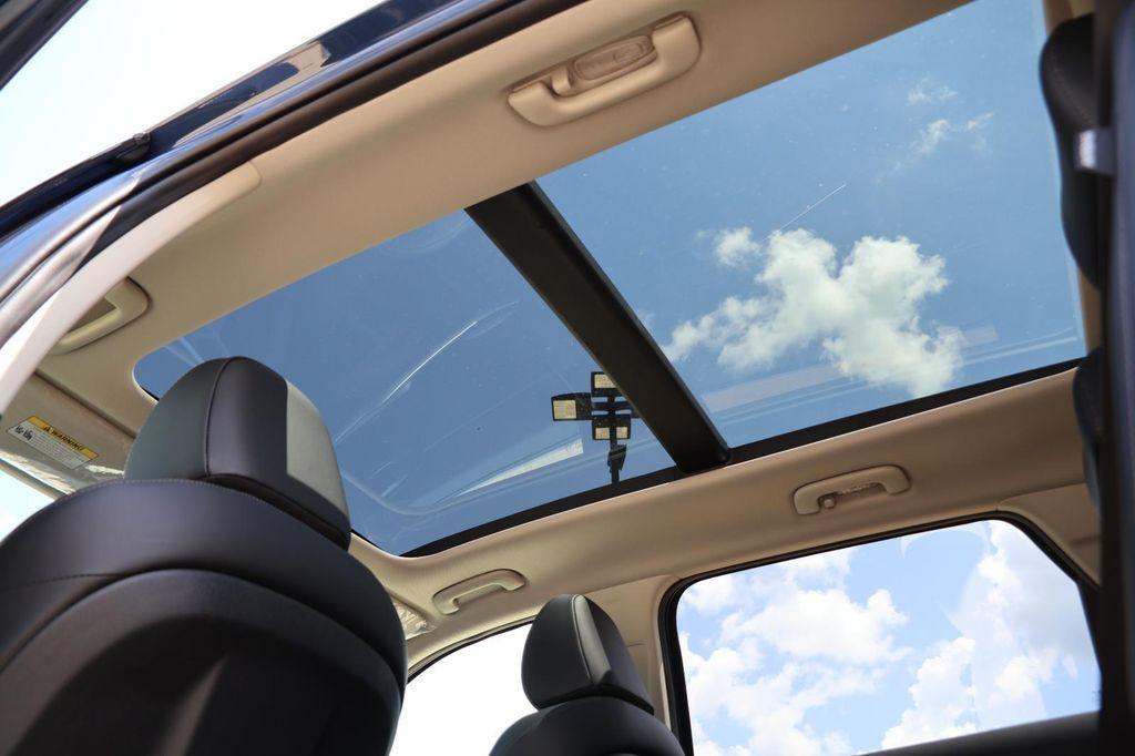 new 2025 Kia Sorento car, priced at $38,325