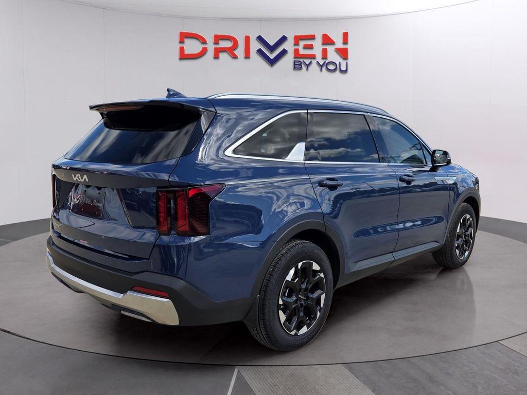 new 2025 Kia Sorento car, priced at $38,325