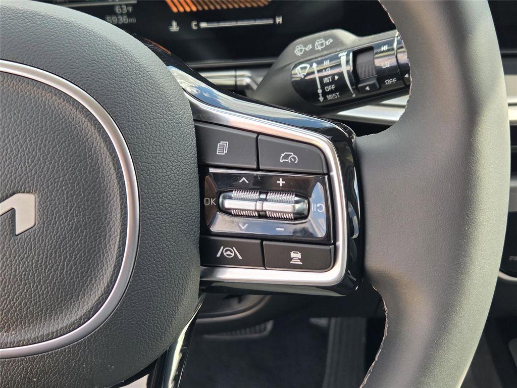 new 2025 Kia Sorento car, priced at $38,325