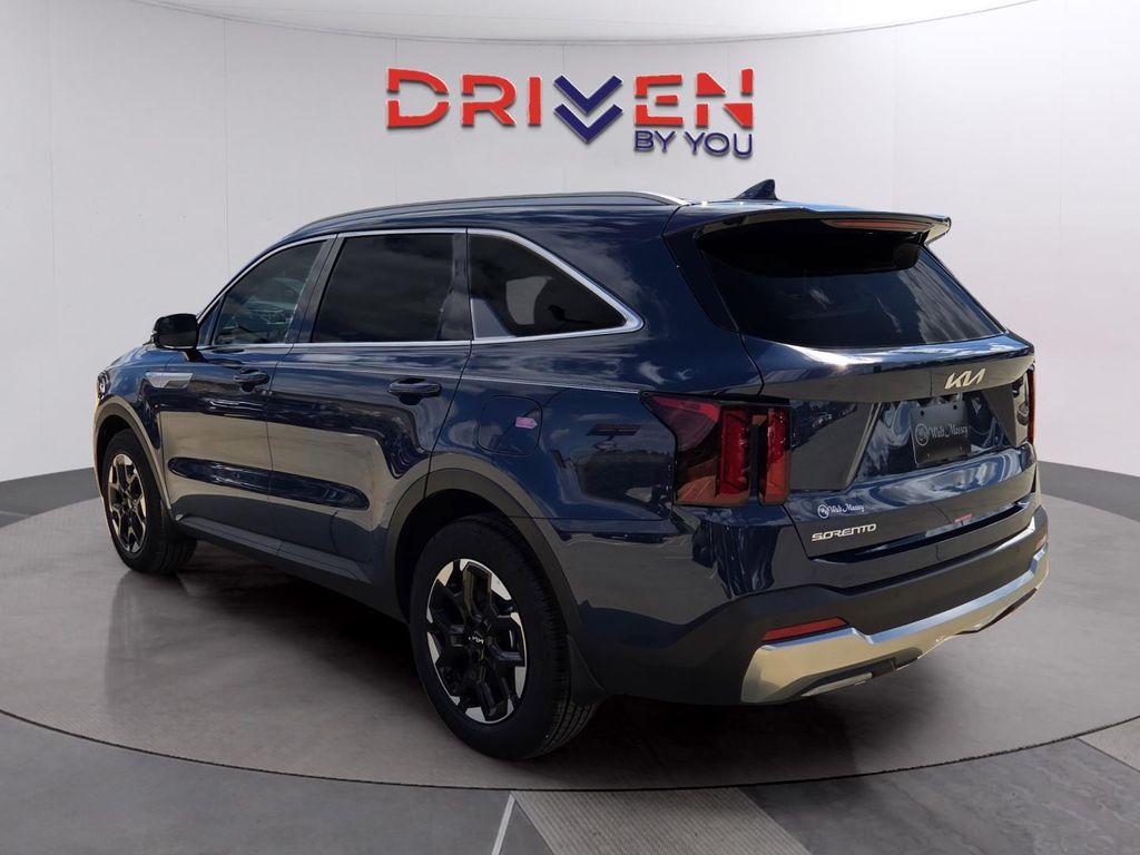new 2025 Kia Sorento car, priced at $38,325