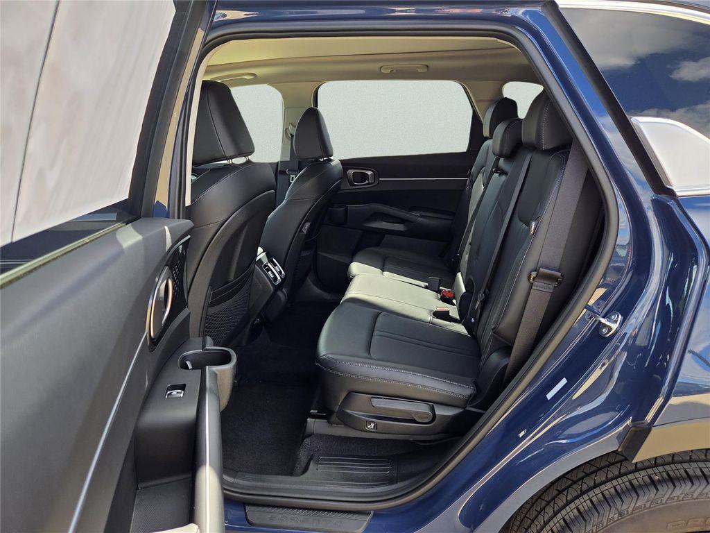 new 2025 Kia Sorento car, priced at $38,325