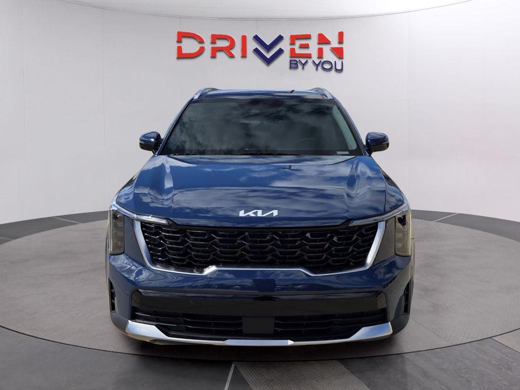 new 2025 Kia Sorento car, priced at $38,325