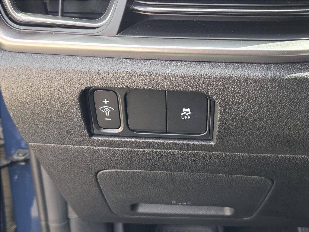 new 2025 Kia Sorento car, priced at $38,325