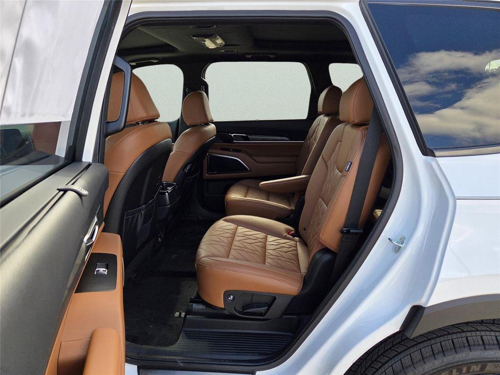 new 2025 Kia Telluride car, priced at $52,440