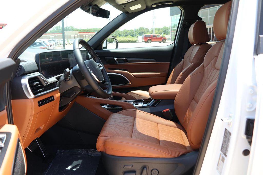new 2025 Kia Telluride car, priced at $52,440