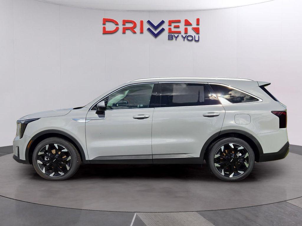 new 2025 Kia Sorento car, priced at $42,570