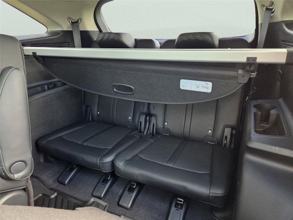 new 2025 Kia Sorento car, priced at $42,570