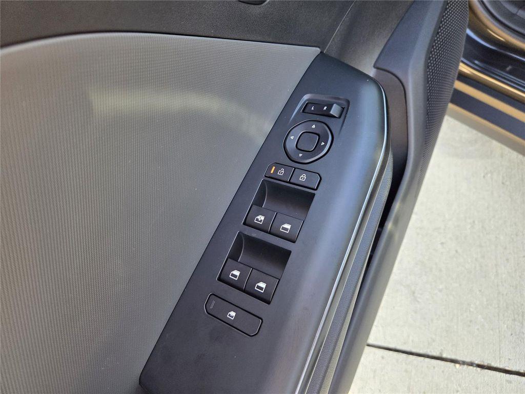 new 2025 Kia K4 car, priced at $23,185