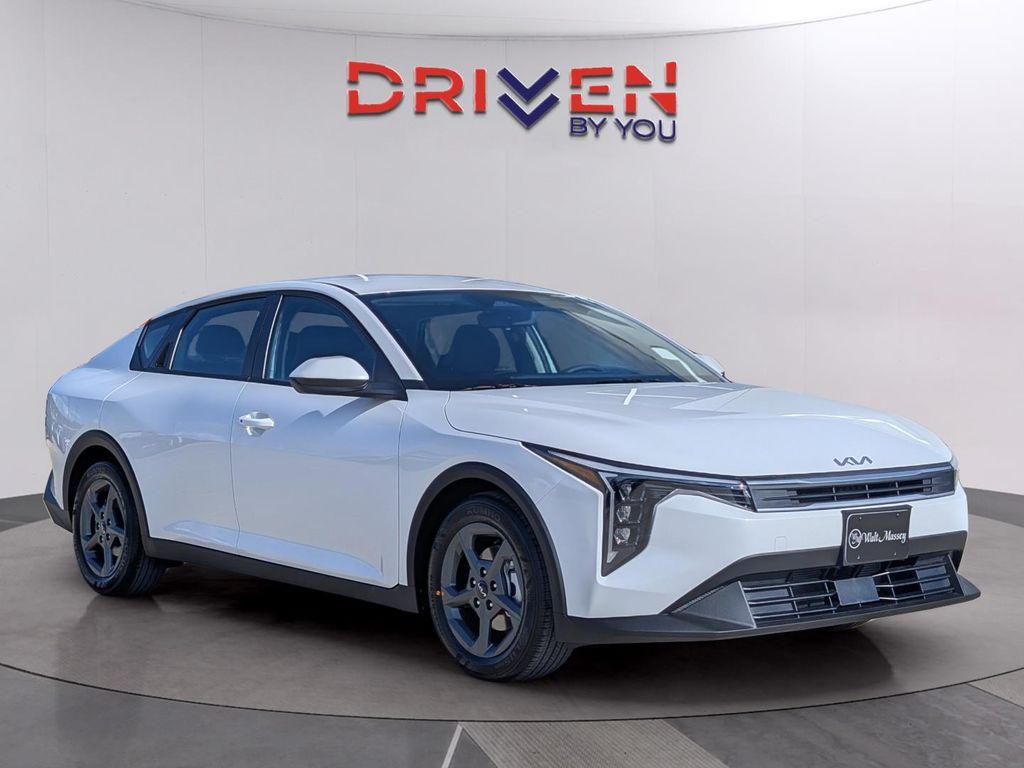 new 2025 Kia K4 car, priced at $24,580