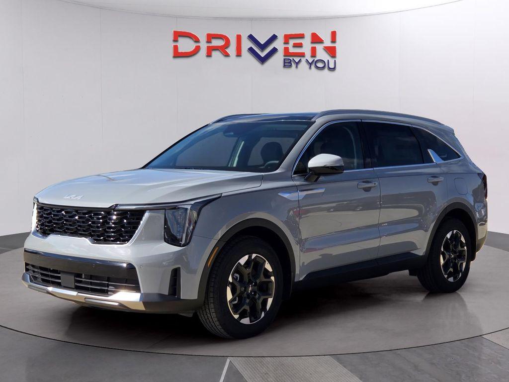 new 2026 Kia Sorento car, priced at $38,065