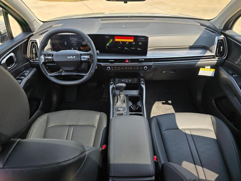new 2026 Kia Sorento car, priced at $38,065