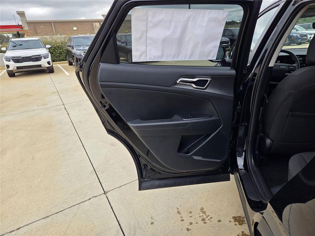 new 2026 Kia Sportage car, priced at $31,065