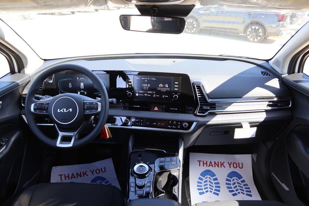 new 2025 Kia Sportage Hybrid car, priced at $30,535