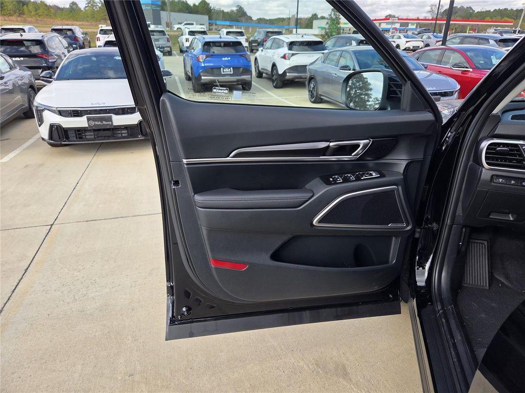 new 2025 Kia Telluride car, priced at $41,695