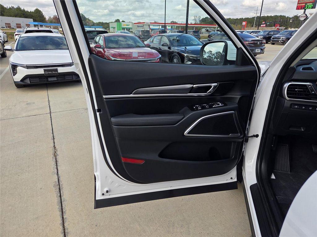 new 2025 Kia Telluride car, priced at $41,770