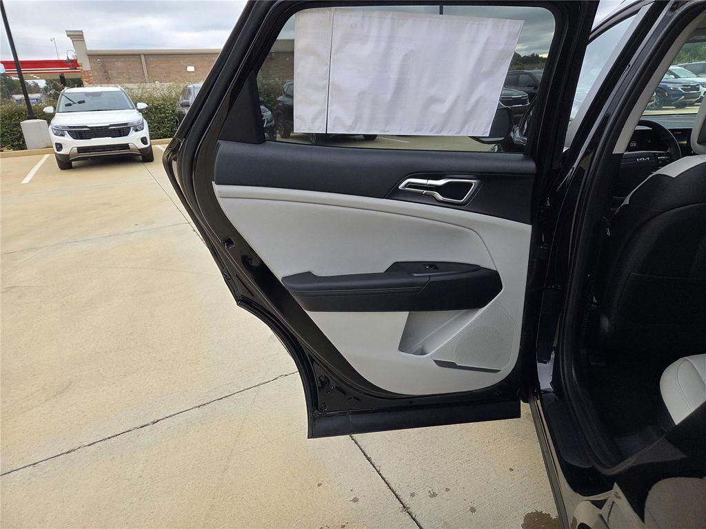 new 2026 Kia Sportage car, priced at $33,170