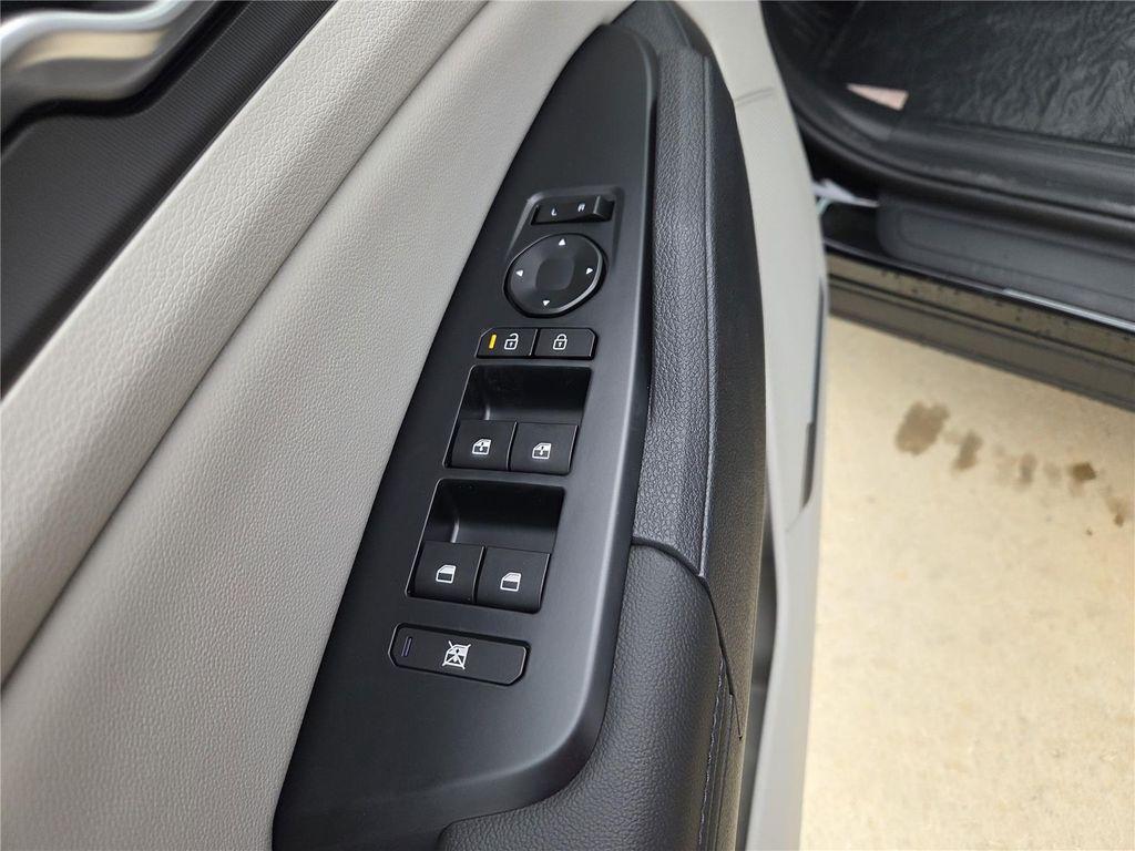 new 2026 Kia Sportage car, priced at $33,170